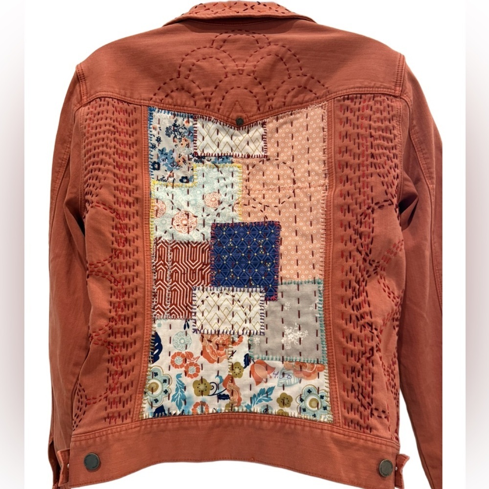 Liverpool Los Angeles Women's Coral Quilted Embroidered Jean Jacket, Medium